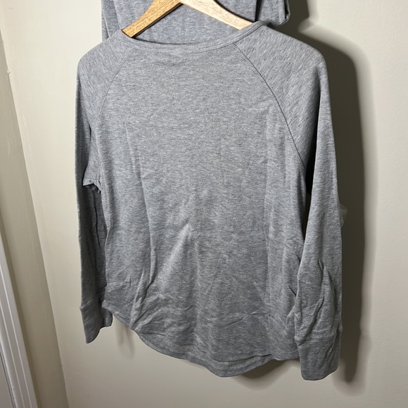 Cynthia Rowley 2 piece Pajamas/loungewear. Soft grey. XL - Picture 2 of 6